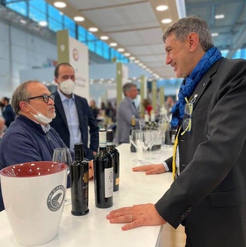 Abruzzo al Vinitaly, Marsilio: "nonostante la pandemia la produzione di vino abruzzese cresce"