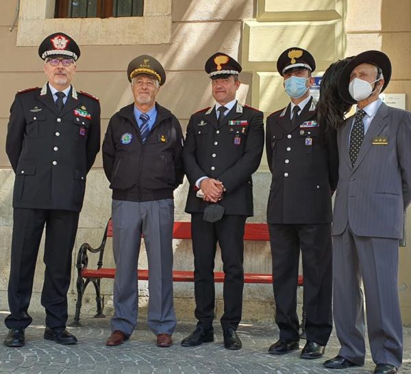 Cerchio, conferita la cittadinanza onoraria all'Arma dei Carabinieri