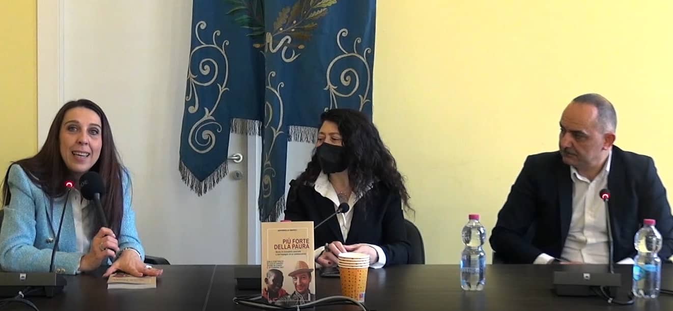 Pienone a Carsoli alla presentazione del libro “Più forti della paura” della giornalista, Antonella Napoli