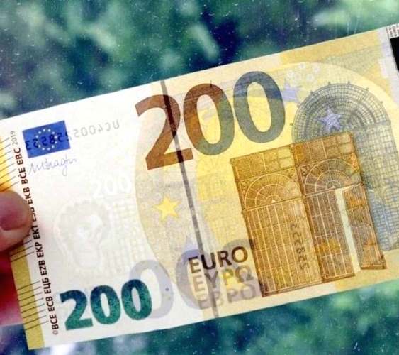Indennità una tantum di 200 euro, chi ne ha diritto e come ottenerla