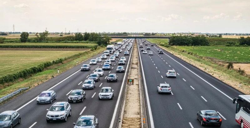 Traffico estivo: le previsioni su A24 e A25 tra agosto e settembre