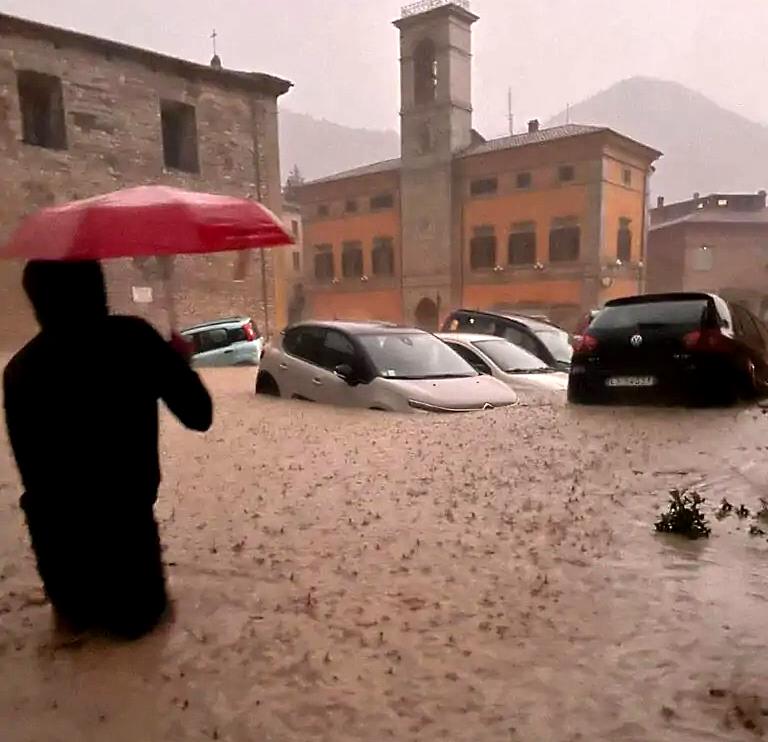 Alluvione nelle Marche, Marsilio: "Siamo vicini, l'Abruzzo a disposizione per qualsiasi tipo di supporto"