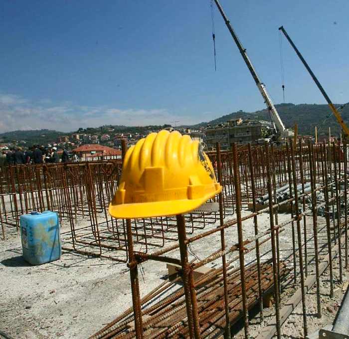 Due morti sul lavoro in pochi giorni in Abruzzo, Fina: "investimenti in sicurezza e prevenzione"