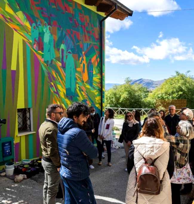 Inaugurato ad Aielli, in contemporanea con New York, il primo eco-murale. Sindaco Di Natale: "potenzia il nostro museo"