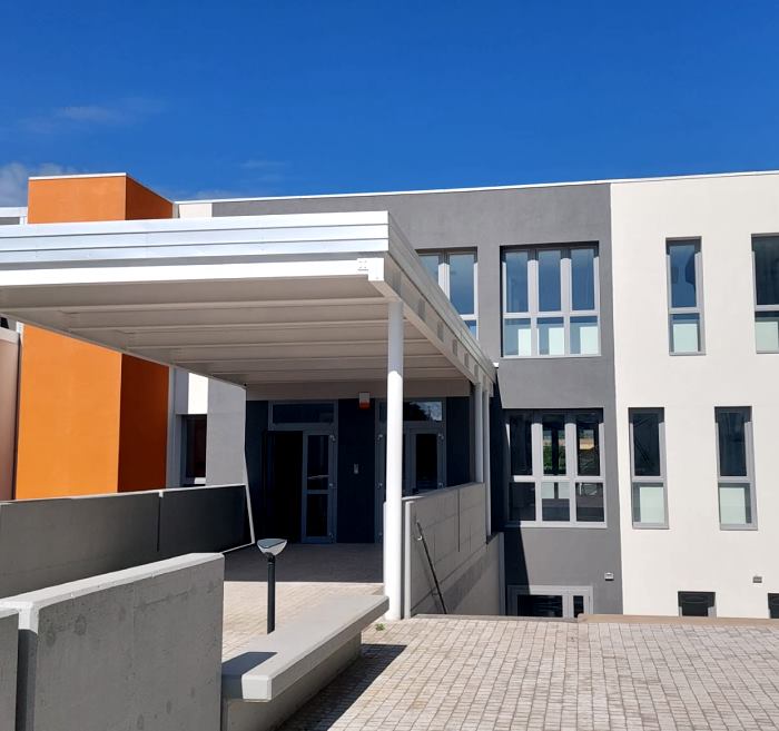 Apertura nuova scuola in via Puglie ad Avezzano: dal 6 settembre attivi nuovi sensi unici e limiti di velocità