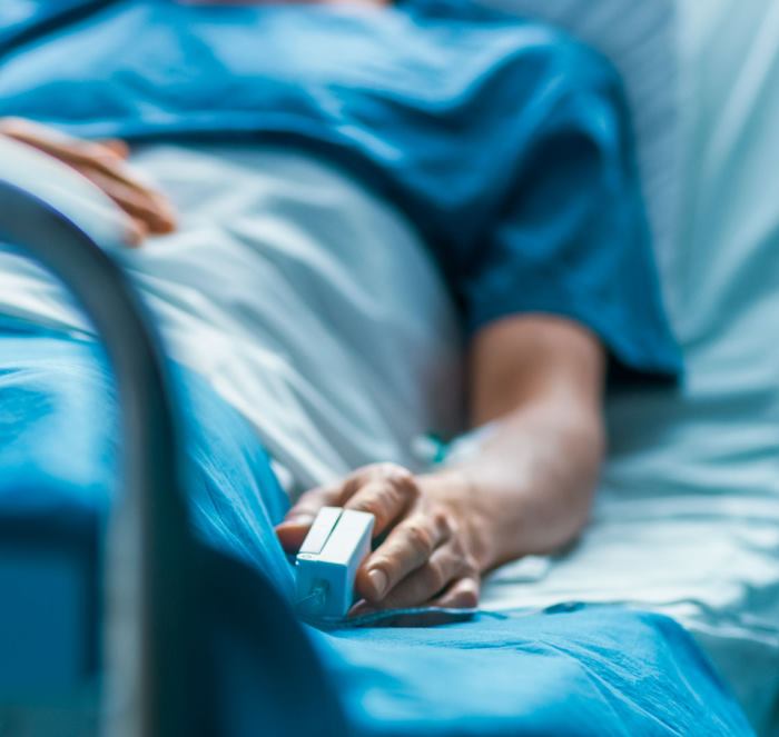 Gestione ospedaliera dei pazienti Covid: nuove regole per tamponi e ricoveri