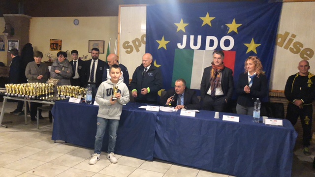 L'atleta avezzanese Edoardo Ceccarelli conquista il terzo posto al Gran Prix di Judo