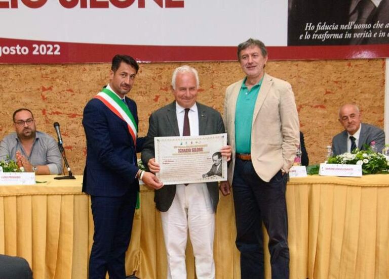 Premio internazionale "Ignazio Silone incontra i giovani": il dicembre siloniano illumina il Parco Letterario di una Terra Antica