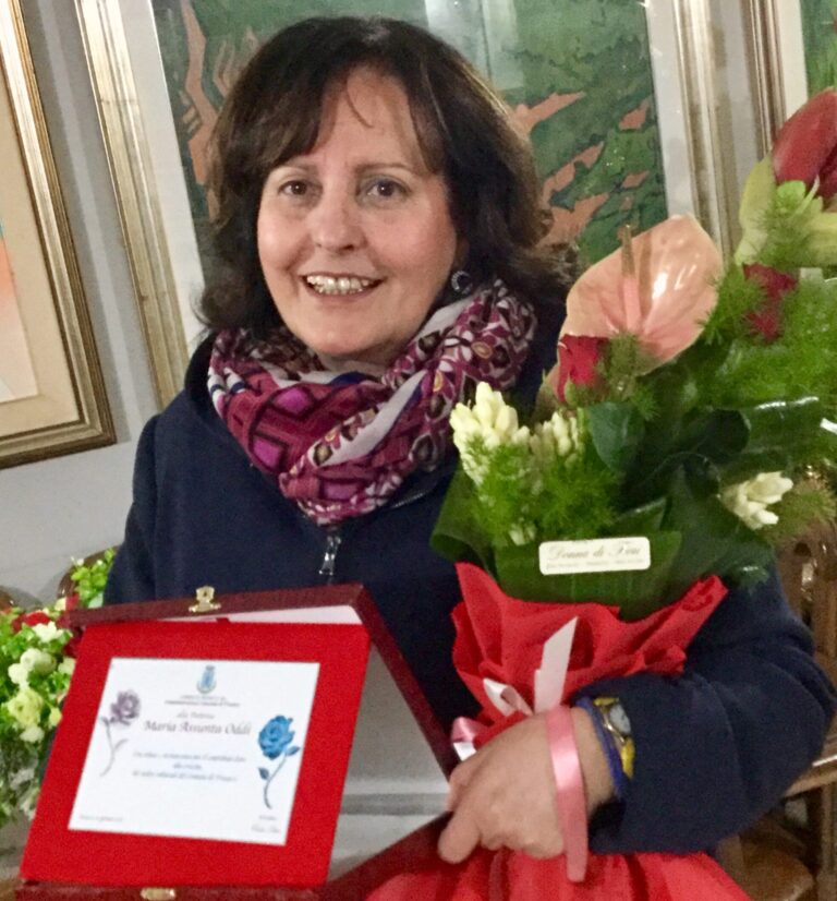 La scrittrice Maria Assunta Oddi premiata per meriti culturali dalla Cittadina di Trasacco