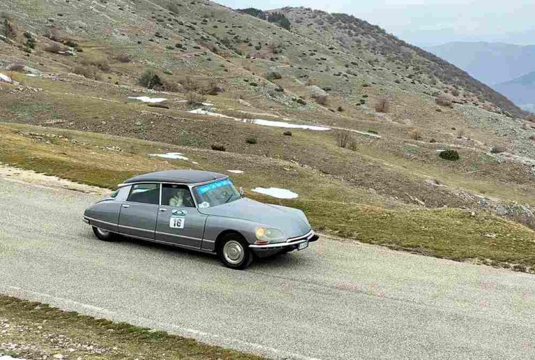 Si è conclusa la terza edizione dell'Abruzzo Winter Race: "Sulle auto d'epoca alla scoperta delle bellezze del territorio"