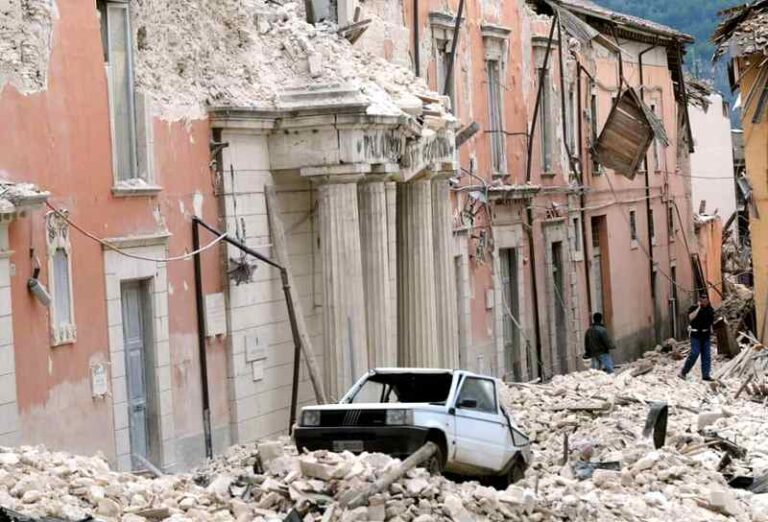 Regione Abruzzo chiede il pagamento del bollo auto dopo 14 anni dal sisma dell'Aquila, Di Benedetto: "La procedura lascia perplessi"