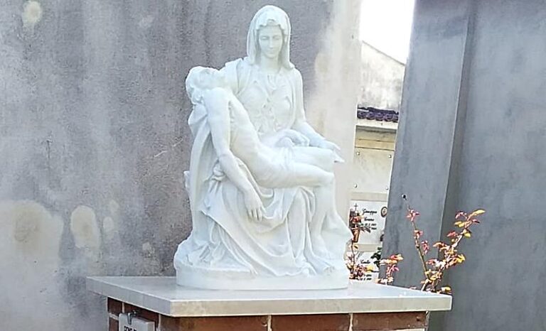 Inaugurazione della statua della Madonna della Pietà a Carrito