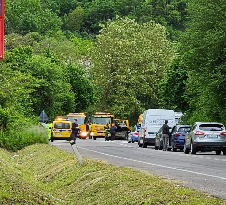 Grave incidente sulla superstrada Avezzano-Cassino: due feriti in gravi condizioni