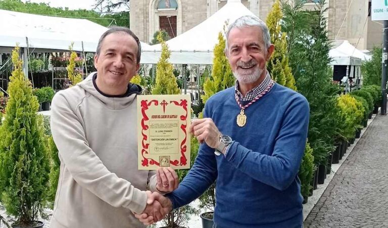 L'Orden del Camino de Santiago consegna la Distinción Jacobea a Luigi Todisco, direttore di Terre Marsicane