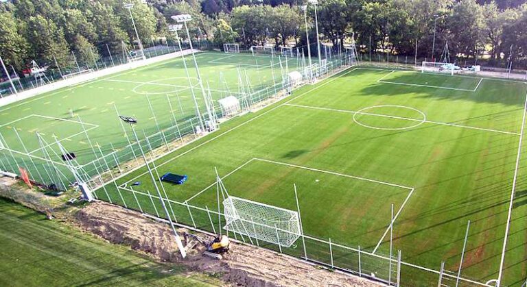 Contributi della Regione Abruzzo per interventi di rigenerazione di impianti sportivi destinati al calcio o polivalenti