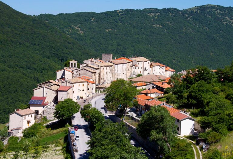 Cambiamenti climatici, incentivi ai Comuni ricadenti nel Parco nazionale Abruzzo Lazio e Molise