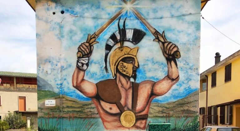 "Nec sine Marsis nec contra Marsos", il guerriero marso protagonista di un murale realizzato a Ortucchio