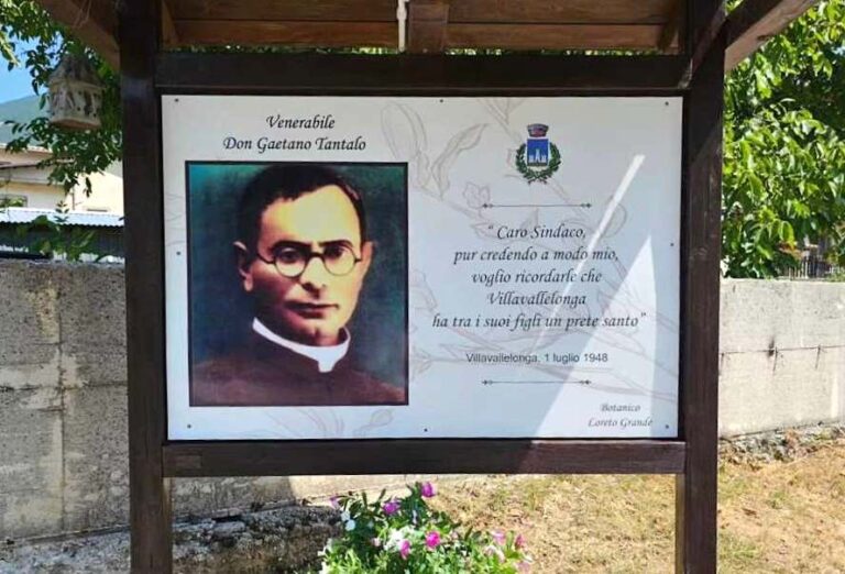 "Villavallelonga ha tra i suoi figli un prete santo", si rinnova l'edicola dedicata al venerabile don Gaetano Tantalo