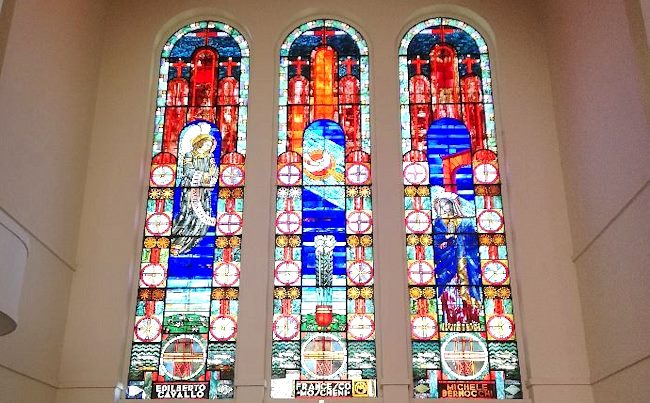 La chiesa di Aielli Stazione torna a splendere, Sindaco Di Natale: "Presto visibili le 18 preziose vetrate della Manifattura Chini di Firenze"