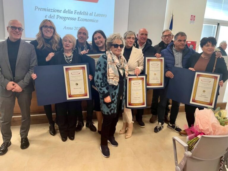 Premio "Fedeltà al lavoro", riconoscimento alla carriera a 33 imprese aquilane dalla Camera di Commercio Gran Sasso d’Italia