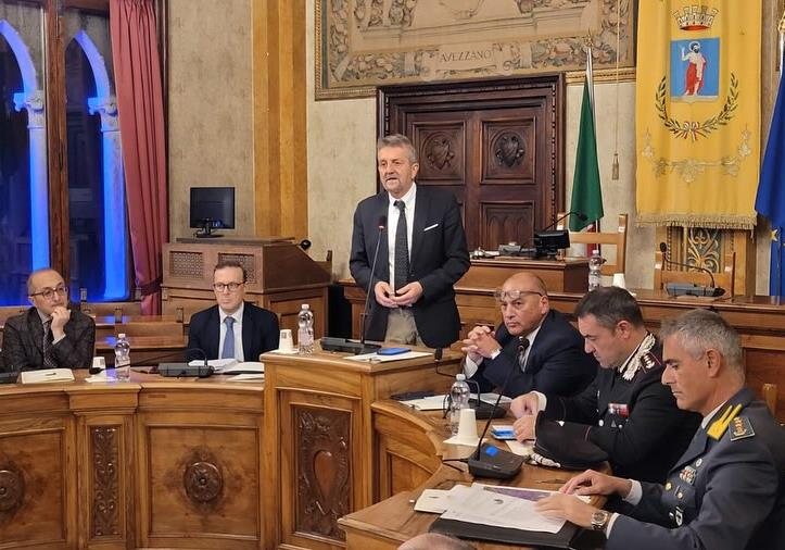 Ad Avezzano riunione del Comitato provinciale per l’ordine e la sicurezza pubblica, Di Pangrazio: "La Polizia Locale incrementerà la sua presenza"