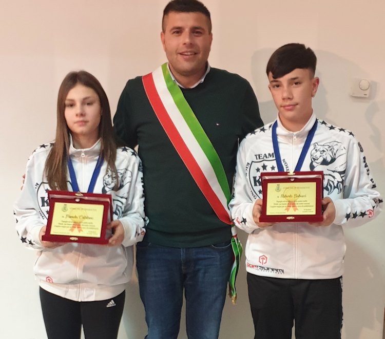 Gli atleti del K.O. Team Roberto Babusci e Pamela Catalano premiati per meriti sportivi a Trasacco