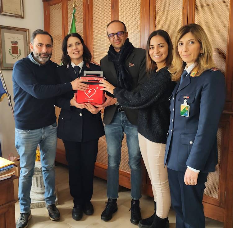 Gioia dei Marsi sempre più cardioprotetta, sindaco Alfonsi: "Nuovi defibrillatori nelle scuole e nei luoghi pubblici"