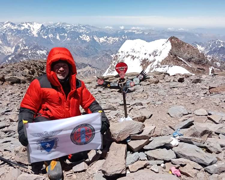 L'abruzzese Rubino De Paolis ha conquistato la vetta dell'Aconcagua a 6.960 metri, la più elevata della Cordigliera delle Ande