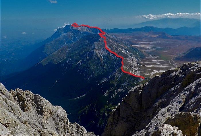 Sentiero del Centenario sul Gran Sasso, CAI: "La frequentazione è riservata esclusivamente a persone con comprovate abilità alpinistiche"
