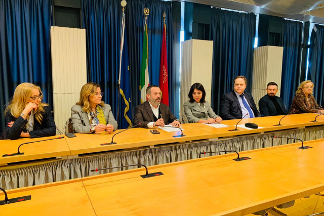 Protocollo d'intesa in Abruzzo per promuovere i diritti dell'infanzia e dell'adolescenza nelle scuole