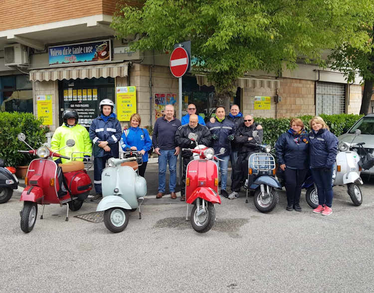 Il Club "Vespasiani Indipendenti" di Avezzano partito per Pontedera per prendere parte al Vespa World Days