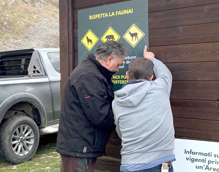 Disturbo della fauna, il Parco Nazionale d'Abruzzo installa pannelli di sensibilizzazione a Pescasseroli, Aschi Alto e Lecce nei Marsi