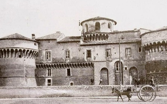 Castello baronale dei Colonna (Avezzano)