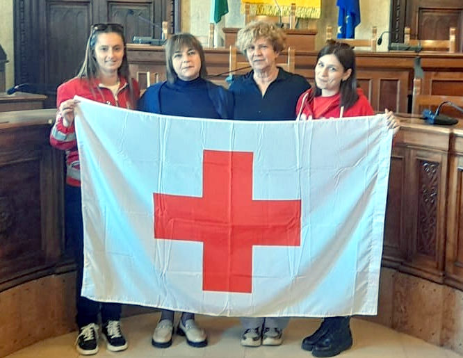 Giornata mondiale della Croce Rossa, l'8 Maggio da Palazzo di Città ad Avezzano sarà esposta la bandiera CRI