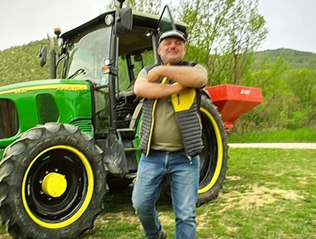 Marco Santucci di Magliano de' Marsi è tra i protagonisti del programma TV "Il contadino cerca moglie"