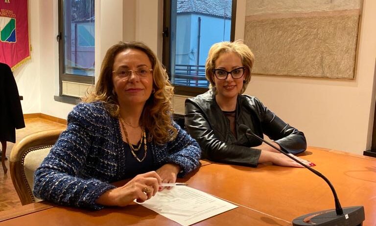 Giornata internazionale contro la violenza sulle donne. Ufficio di Presidenza CPO Abruzzo: "Non solo il 25 Novembre"