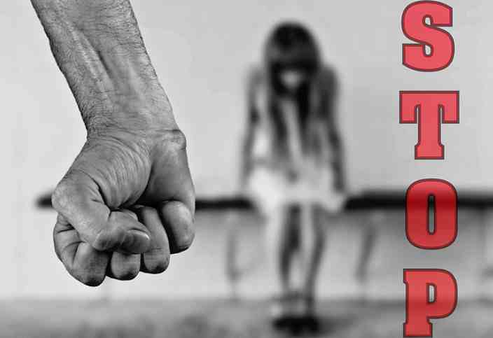 La Giornata Internazionale per l’eliminazione della violenza contro le donne: riflessioni della scrittrice dei Marsi Maria Assunta Oddi