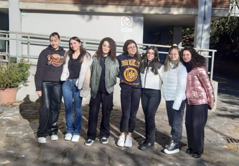 Il Liceo Scientifico “M. Vitruvio P.” partecipa e ottiene riconoscimenti in ambito umanistico||