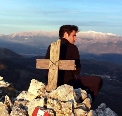 Filiberto Ciaglia presenta ad Avezzano il suo libro "Le ascese al Velino e al Sirente nell'Ottocento"||
