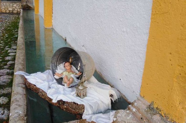 Presepi sotto il Velino: Gesù Bambino è tornato nel vecchio fontanile di Corona