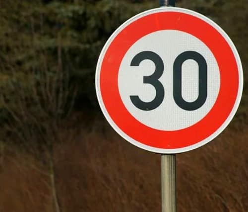 Limite di velocità di 30 km/h per l'Anello Floridi a Luco dei Marsi