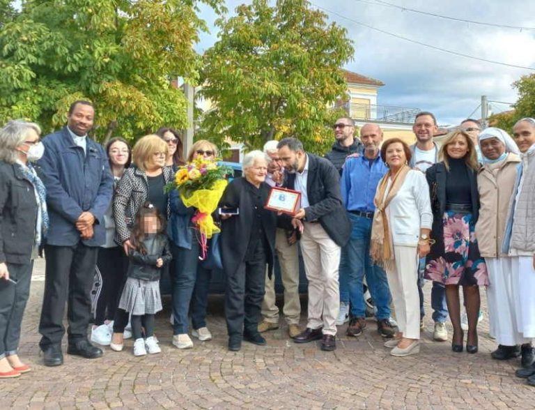 Gioia dei Marsi in festa per i 100 anni di nonna Maria Salvati
