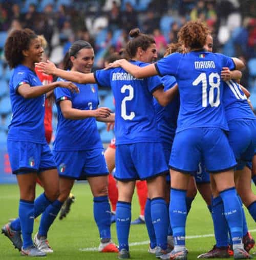 Nazionale femminile di calcio a Castel di Sangro