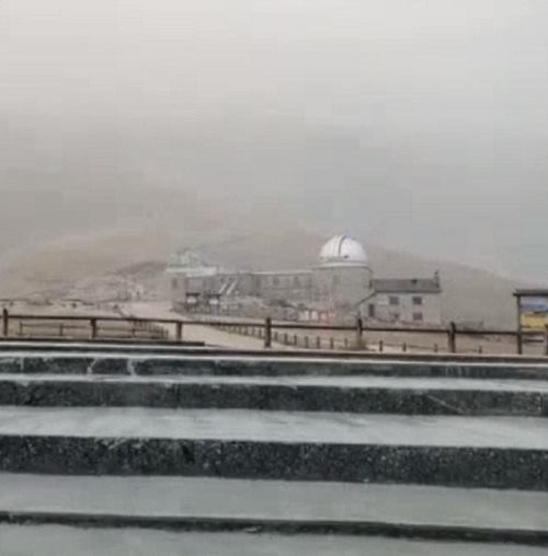 Primi fiocchi di neve a Campo Imperatore
