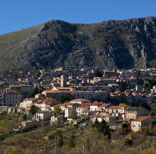 Cedimento mura di contenimento