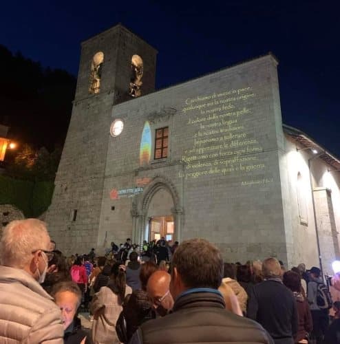 Passeggiata della Pace da Opi a Pescasseroli per dire "no alla guerra"