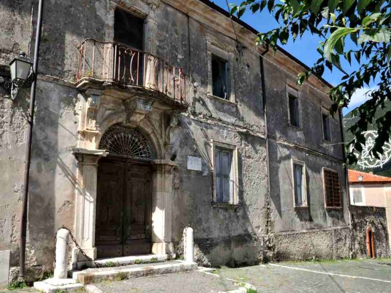 palazzo ferrante