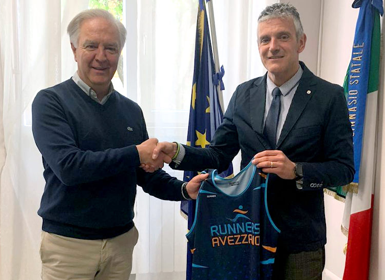 Intesa tra il Liceo Artistico "Bellisario" e l’Asd Runners Avezzano per la realizzazione del logo della "Notturna Avezzanese" del 2 Agosto
