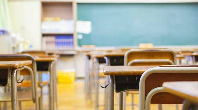 Riapertura delle scuole in Abruzzo. Di Benedetto: "ritengo più prudente attendere un paio di settimane"