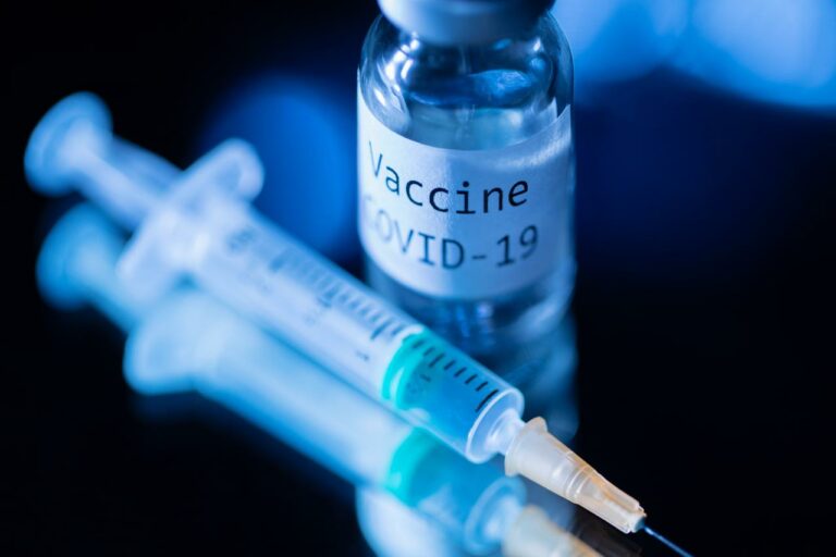 |Attivo nuovo sistema Poste Italiane per i vaccini anti Covid: ecco come fare le prenotazioni online